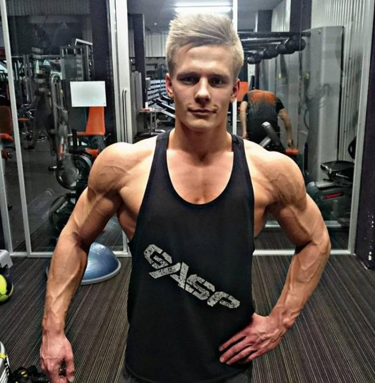 post-37061-0-64477900-1453887207_thumb.j