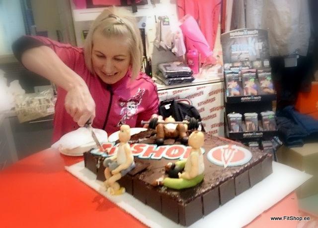 post-25435-0-56302400-1392369358_thumb.j