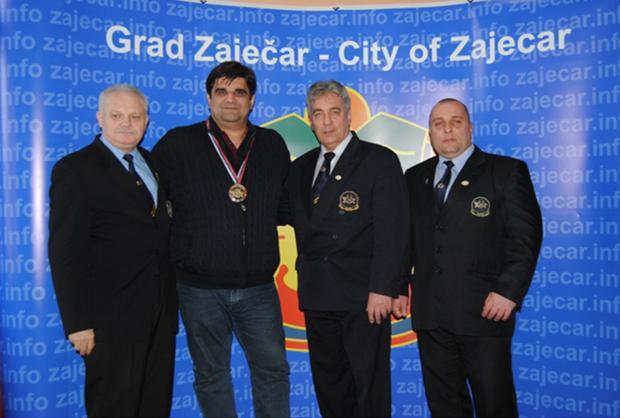 post-6888-0-15926500-1392976448_thumb.jp