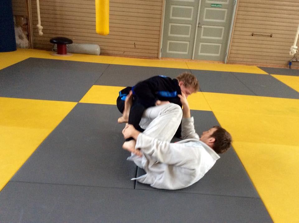 post-27690-0-52754700-1423845054_thumb.j