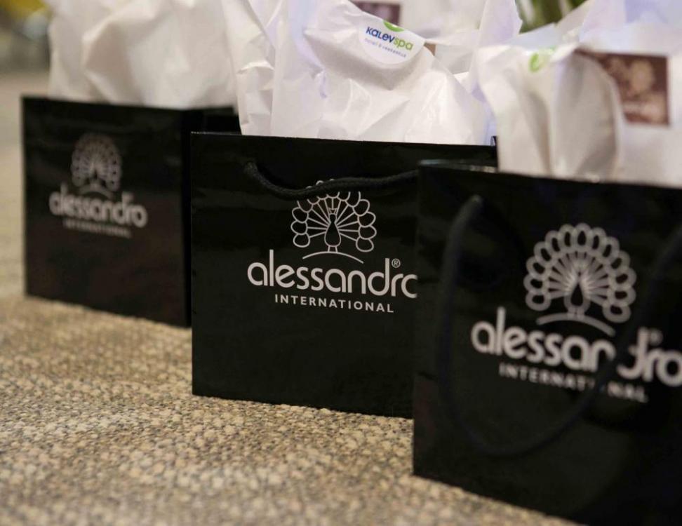 post-35016-0-32388900-1424880818_thumb.j