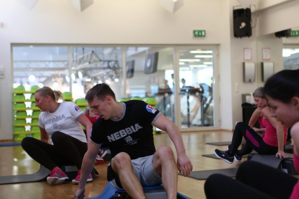 post-35016-0-39360500-1456167438_thumb.j