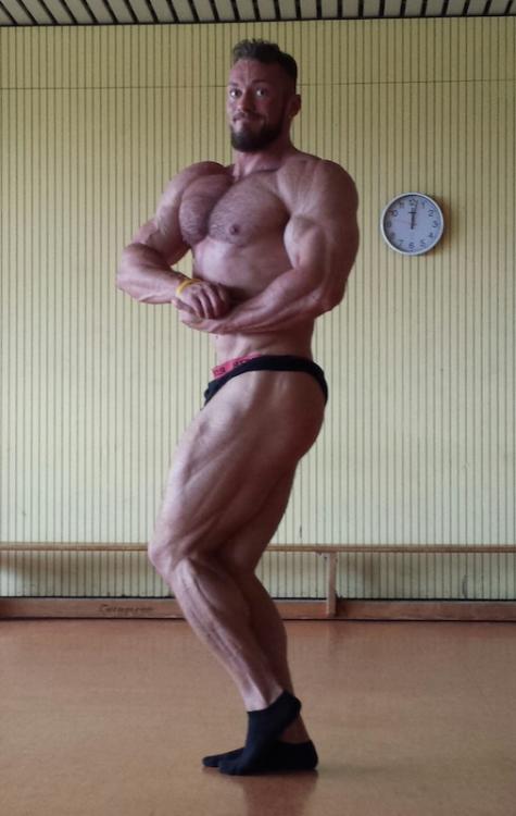 post-6888-0-80832200-1397069175_thumb.jp