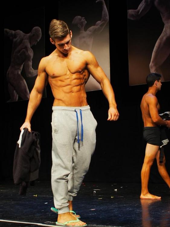 post-36836-0-34289500-1429363246_thumb.j