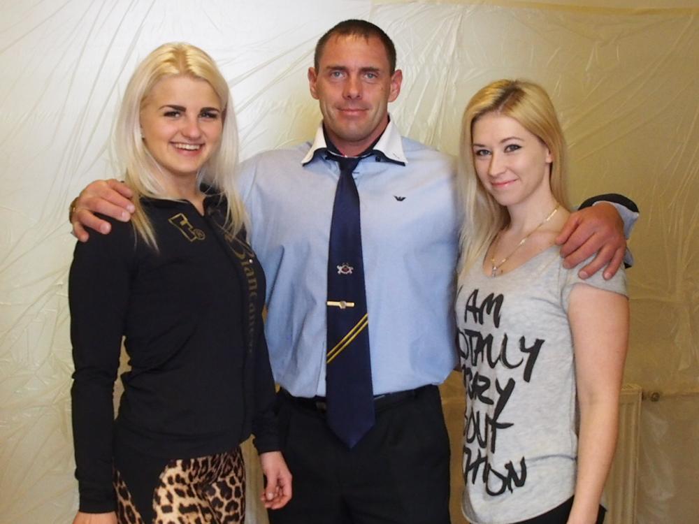 post-36836-0-38595200-1429358794_thumb.j