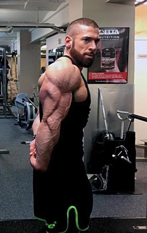 post-6888-0-12780600-1430415552_thumb.jp