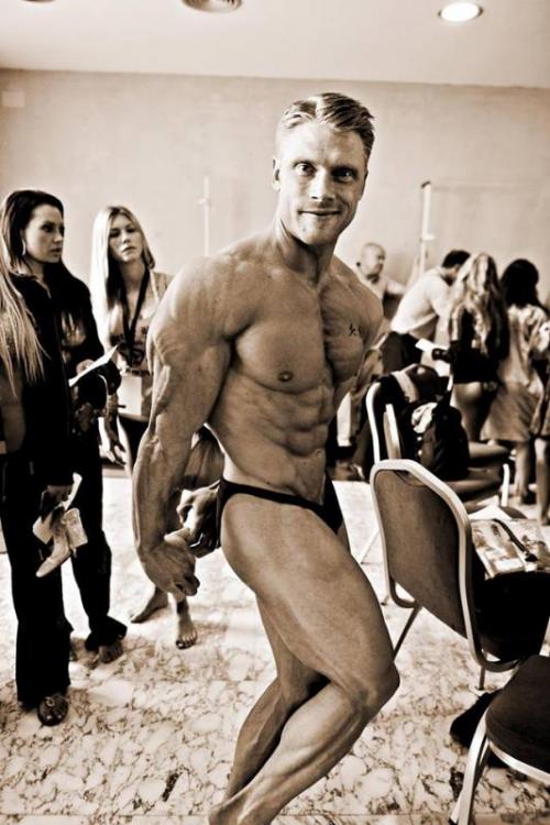 post-6888-0-44278300-1400098560_thumb.jp