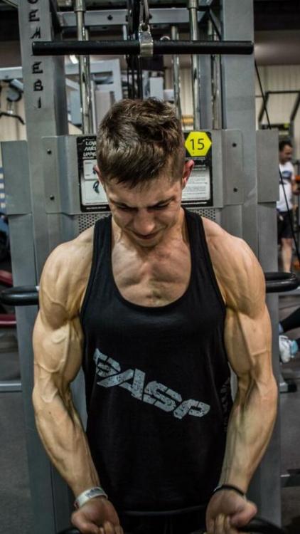 post-19003-0-64910500-1431293293_thumb.j