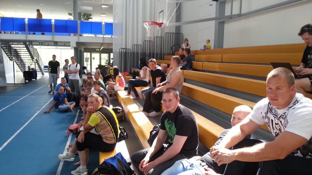 post-20384-0-34693500-1370076255_thumb.j