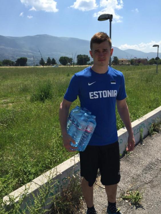 post-36924-0-12421700-1433791646_thumb.j