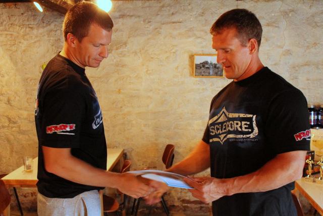 post-25435-0-69984700-1374354047_thumb.j