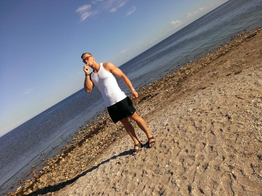 post-28465-0-81353800-1406037311_thumb.j