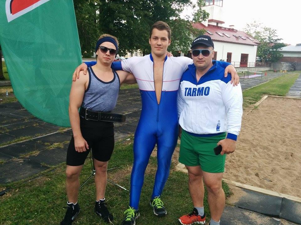 post-36836-0-60107200-1437211094_thumb.j