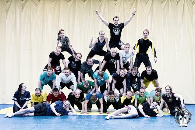 post-23918-0-20104100-1407769267_thumb.j