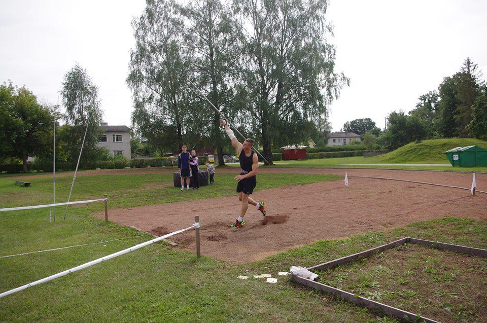 post-28465-0-19844100-1409468136_thumb.j