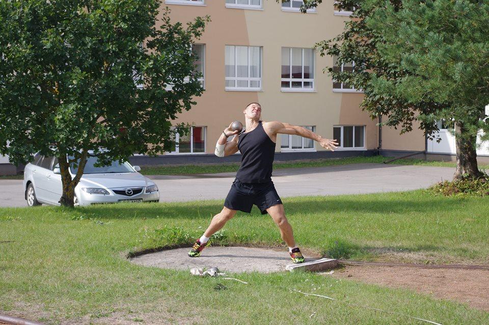 post-28465-0-55206700-1409467919_thumb.j