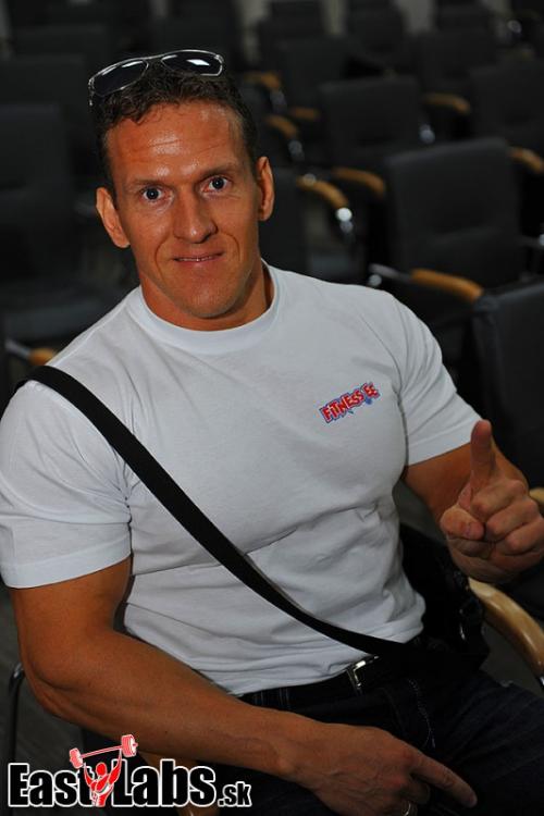 post-6888-0-20323000-1379108490_thumb.jp