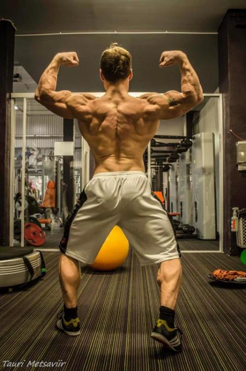 post-18592-0-28508600-1410638011_thumb.j