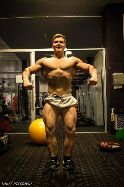 post-18592-0-71123100-1410637913_thumb.j