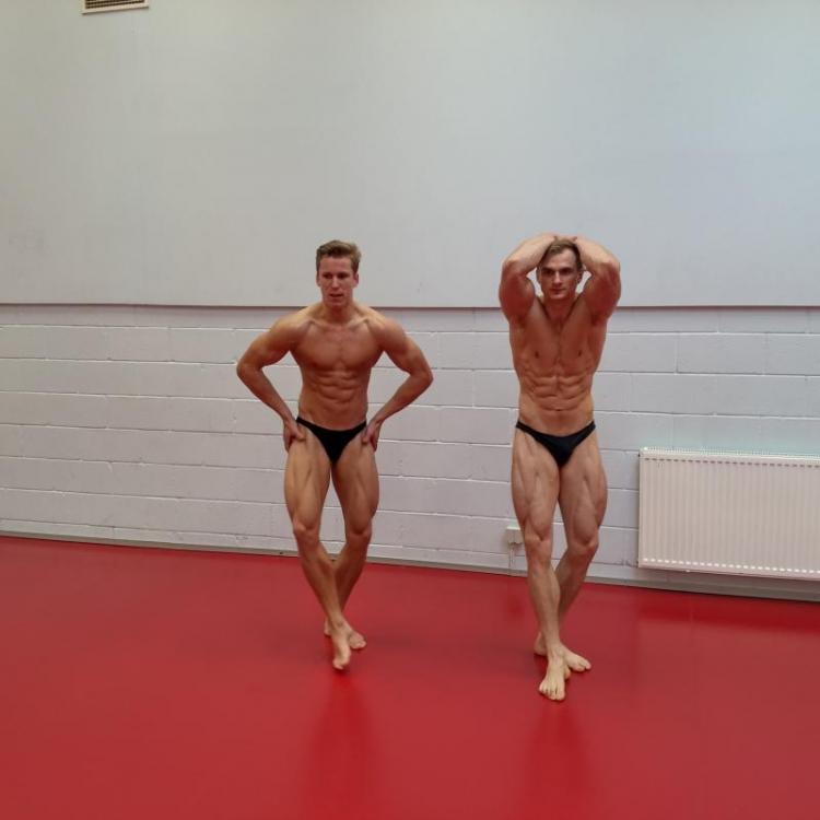 post-28465-0-25514600-1443525999_thumb.j