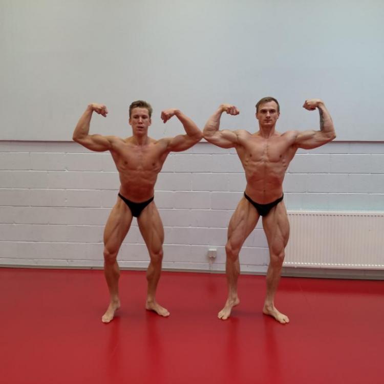 post-28465-0-30803900-1443525931_thumb.j