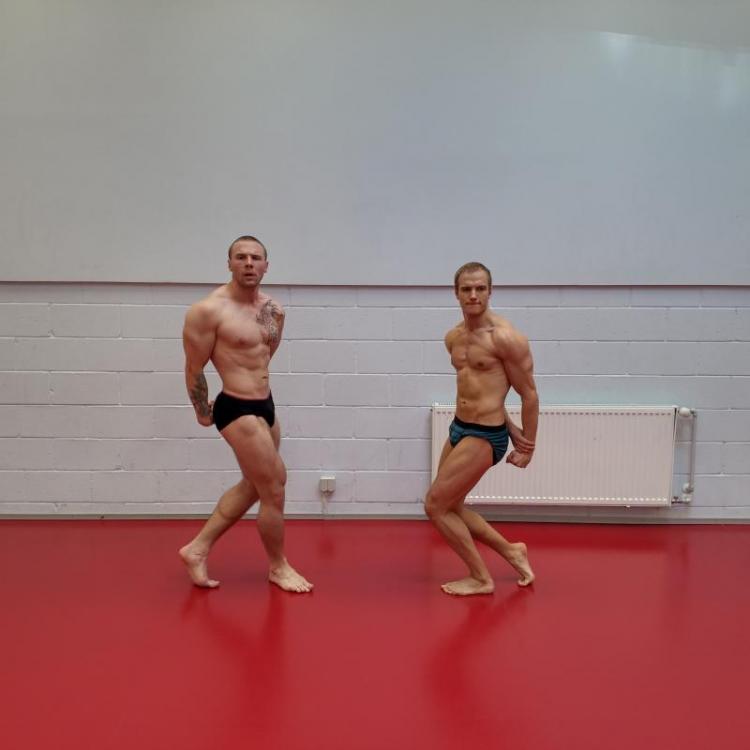 post-28465-0-47674800-1443509609_thumb.j