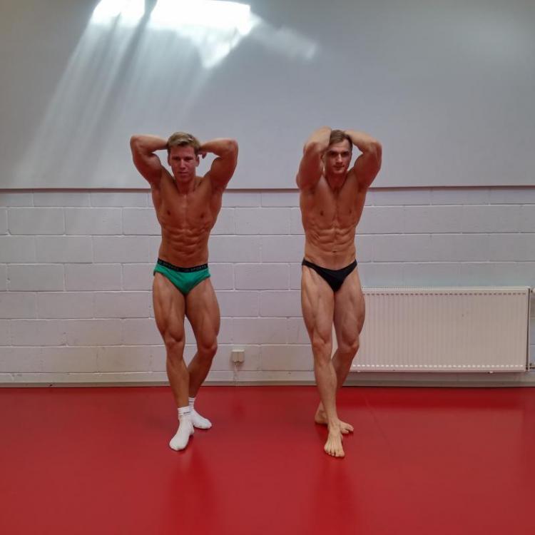 post-28465-0-51669600-1442825969_thumb.j