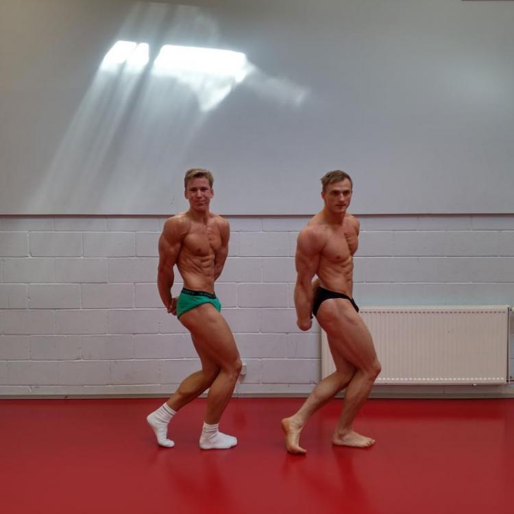 post-28465-0-74009400-1442826113_thumb.j