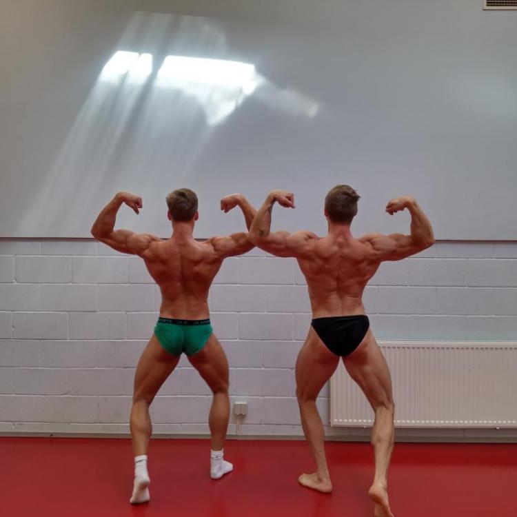 post-28465-0-99289600-1442826055_thumb.j