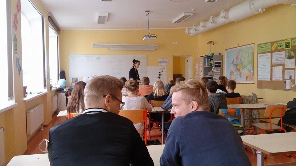 post-36570-0-04638300-1443013082_thumb.j