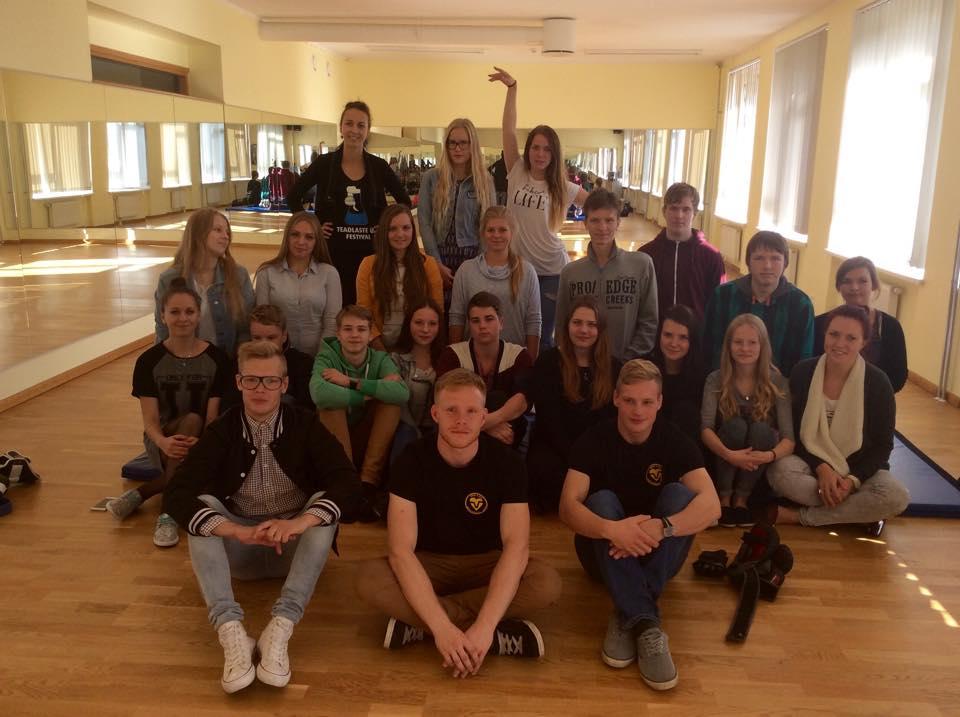 post-36570-0-62429400-1443013124_thumb.j