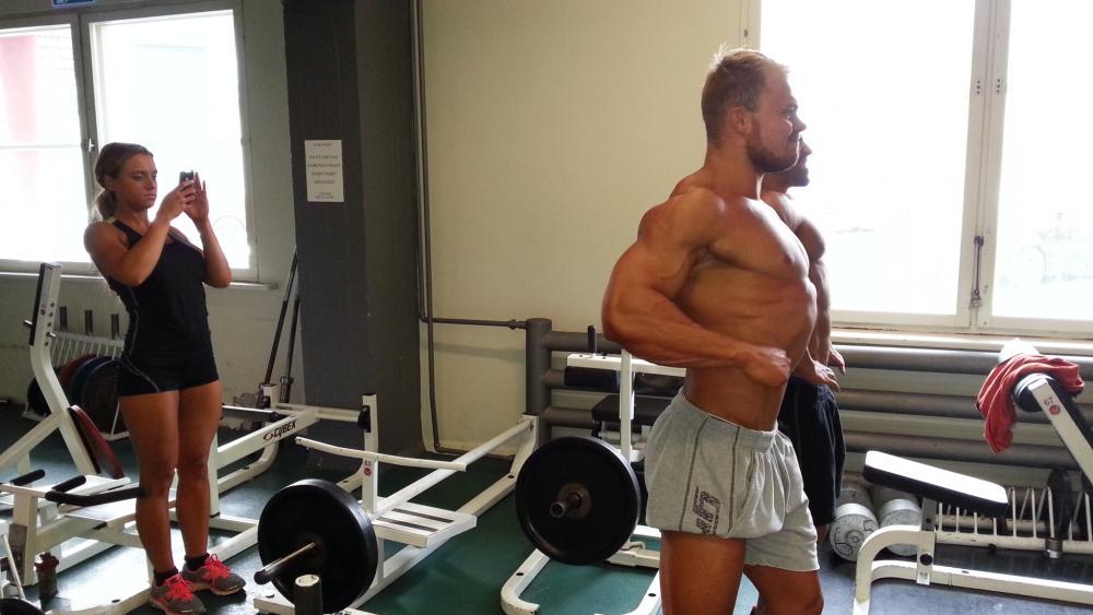 post-20384-0-87302300-1382287681_thumb.j