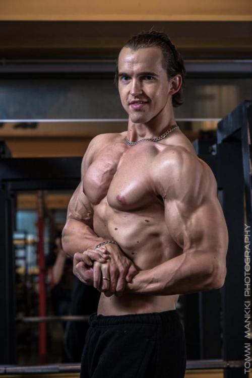 post-22577-0-14680100-1414008604_thumb.j