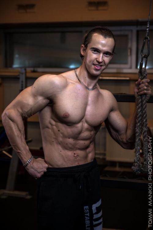 post-22577-0-16999000-1414008559_thumb.j