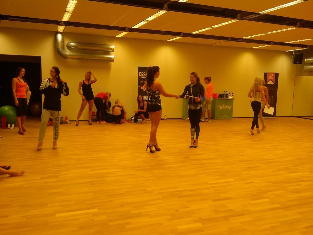 post-26029-0-33988600-1414231856_thumb.j