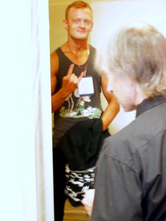 post-3216-0-22503800-1413624938_thumb.jp