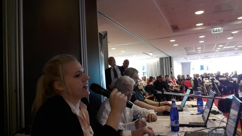 post-17039-0-82135900-1445283358_thumb.j