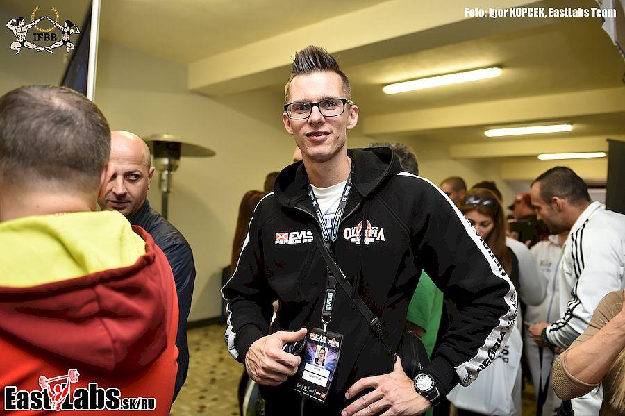 post-24563-0-14197100-1443713379_thumb.j