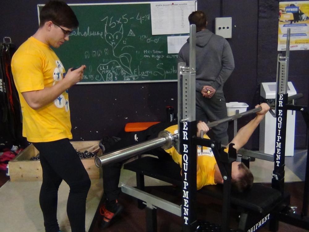 post-26029-0-33638800-1443862915_thumb.j