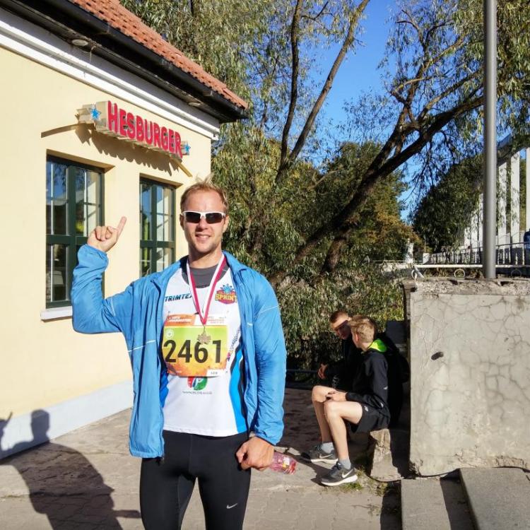 post-28465-0-97621200-1443885223_thumb.j