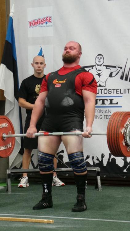 post-17039-0-08354400-1385552069_thumb.j