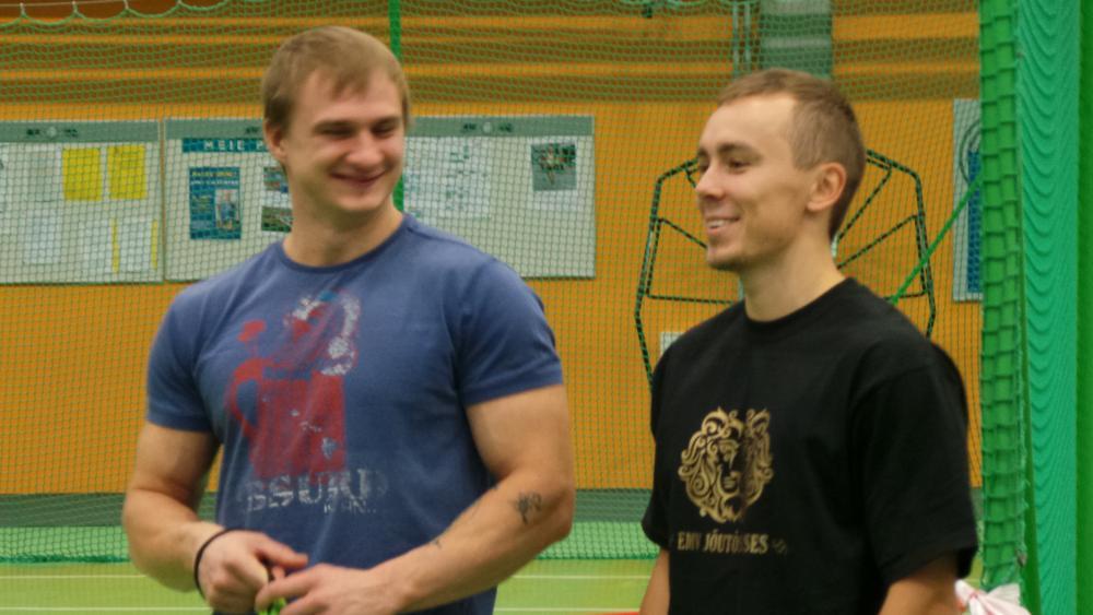 post-17039-0-29066100-1385197022_thumb.j