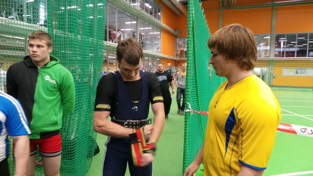 post-17039-0-42217200-1385203137_thumb.j