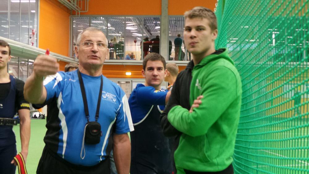 post-17039-0-87341400-1385202970_thumb.j