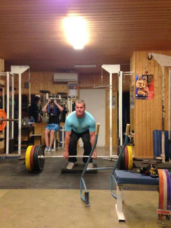 post-18503-0-87892400-1385409973_thumb.j