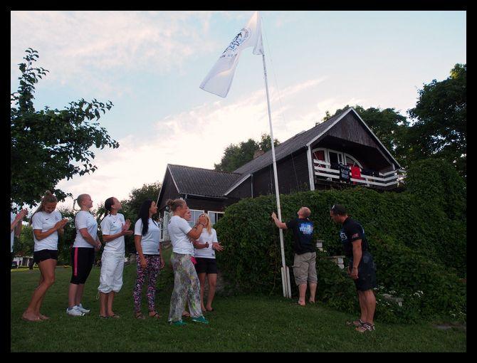 post-6888-0-29779100-1385826971_thumb.jp