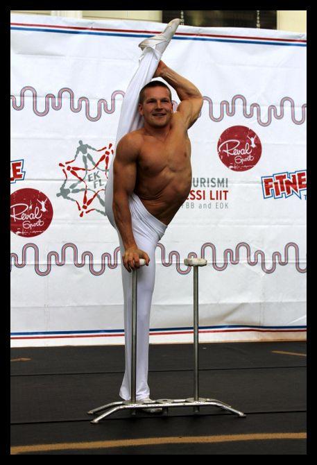 post-6888-0-50723600-1385828239_thumb.jp