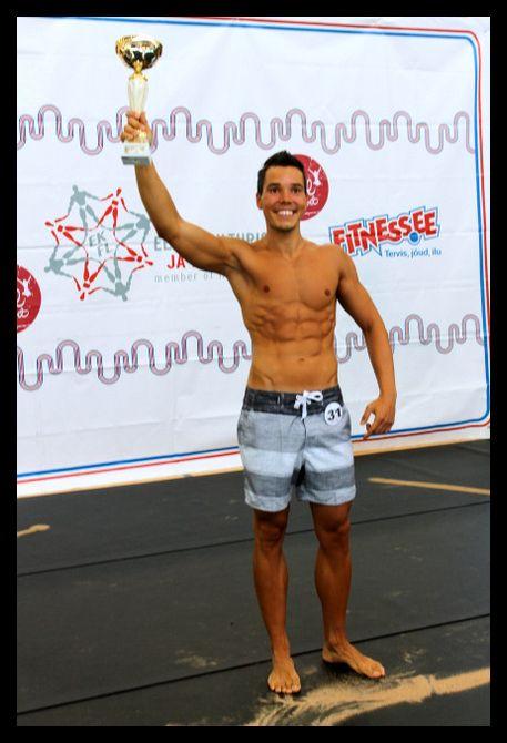 post-6888-0-95701100-1385828211_thumb.jp