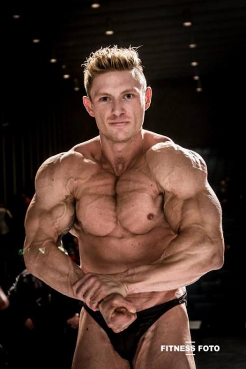 post-6888-0-19734400-1414840815_thumb.jp