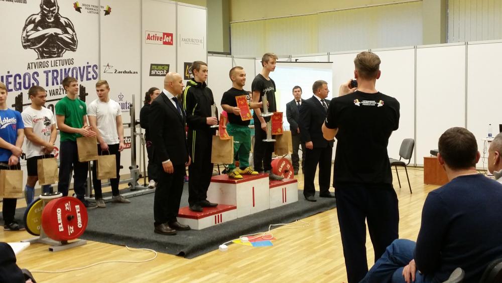 post-20384-0-74313500-1448720235_thumb.j